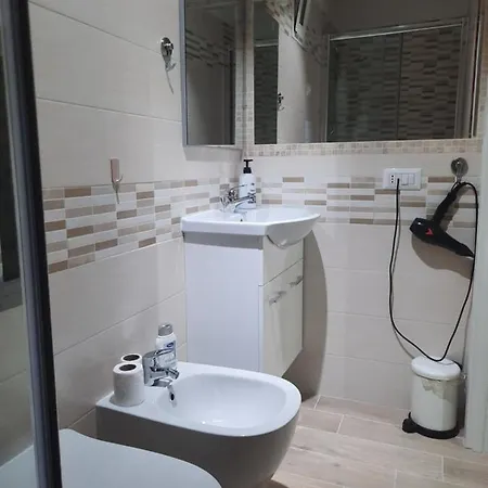 Indipendenza Rooms B&B